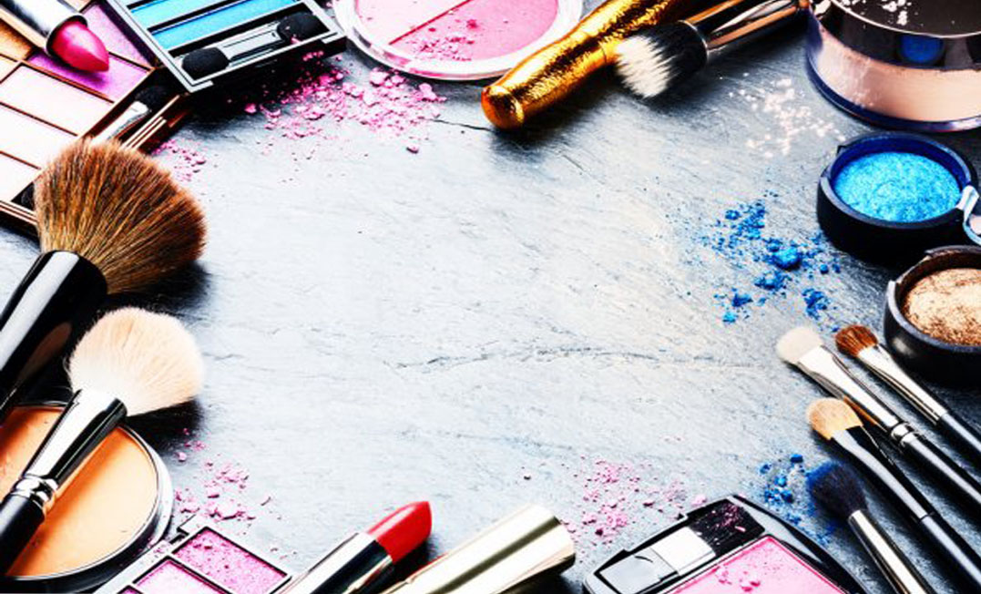 سالن زیبایی فرنوش قلیچ خانی