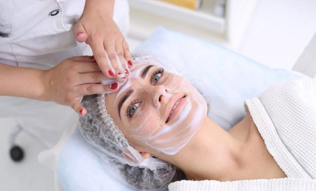 سالن زیبایی پوست فروغ