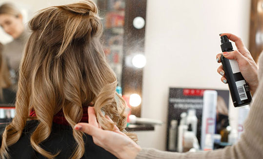 آرایشگاه زنانه شقایق