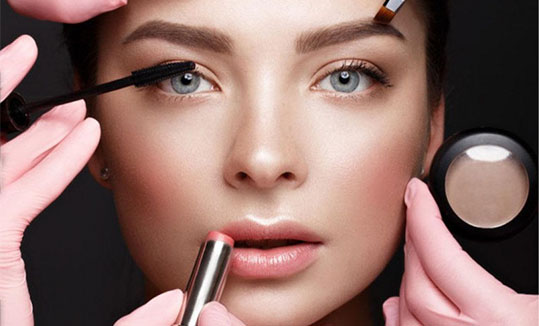 آرایشگاه زنانه گل سرخ