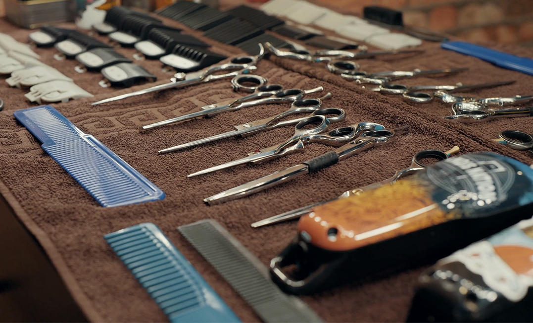 پیرایش پسر ایرونی 